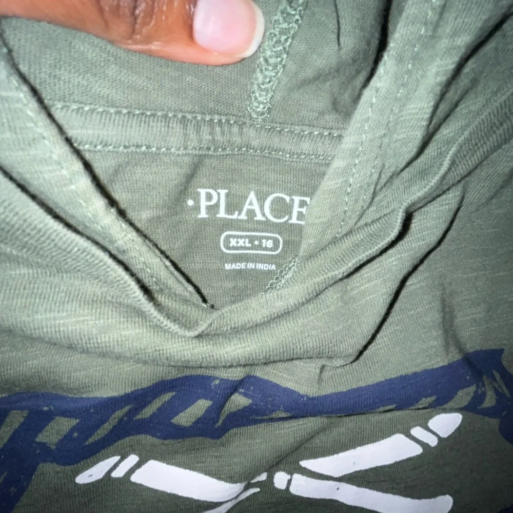 VGUC Children’s Place Boys “Way Too Epic” Hooded Shirt - Sz XXL/16